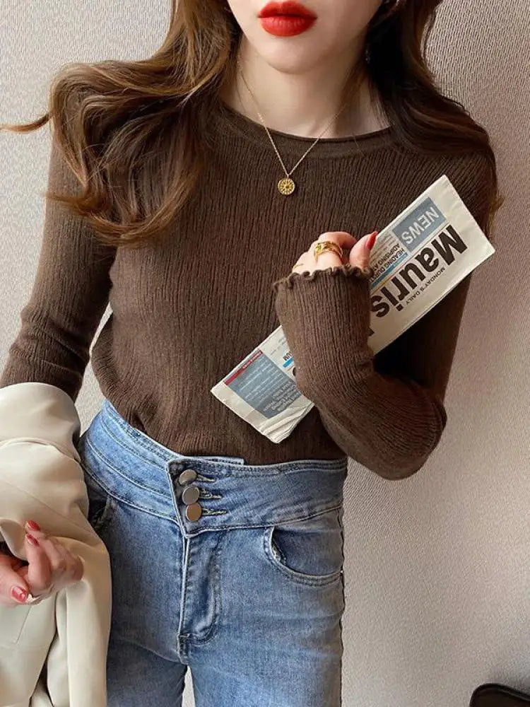 Color: brown